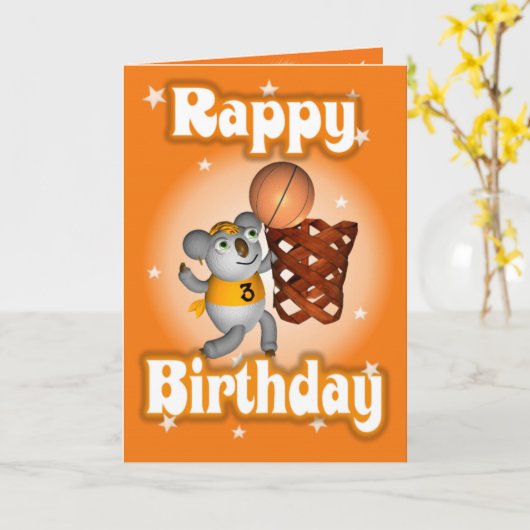 Cartoon Koala speelt basketbal Happy Birthday Kaart (Gele Bloem)