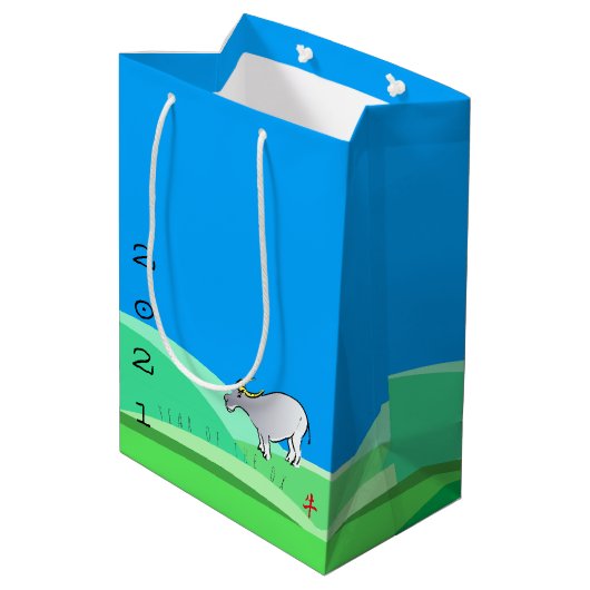 Cartoon Landschap Ox Chinees nieuwjaar Zodiac MGB Medium Cadeauzakje (Achterkant Gekanteld)