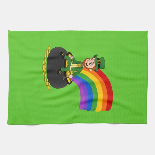 Cartoon leprechaun zit op een goudpot theedoek (Horizontaal)