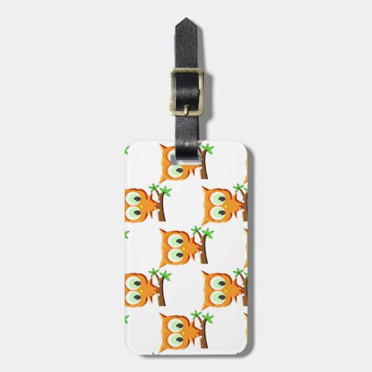 Cartoon Little Owl on Branch Pattern Bagagelabel (Voorkant verticaal)