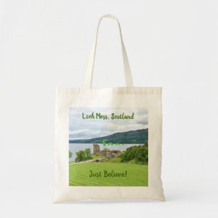 Cartoon Loch Ness Monster in Schotland gelooft het Tote Bag