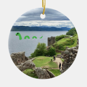 Cartoon Loch Ness Monster Urquhart Castle Funny Keramisch Ornament