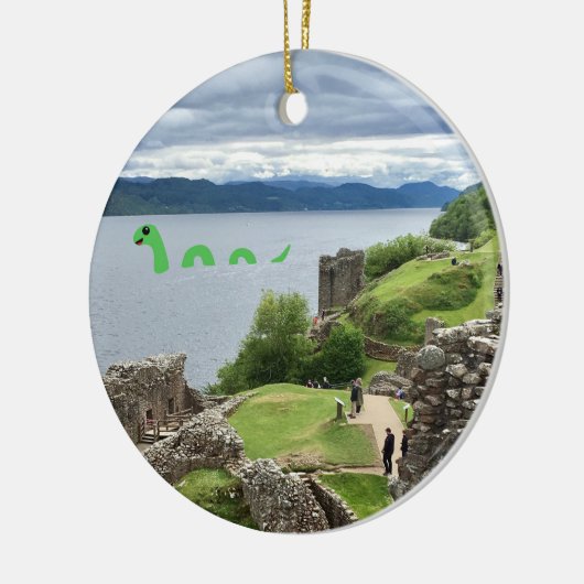 Cartoon Loch Ness Monster Urquhart Castle Funny Keramisch Ornament (Links)
