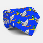 Cartoon Mallard Duck Flying Stropdas (Opgerold)