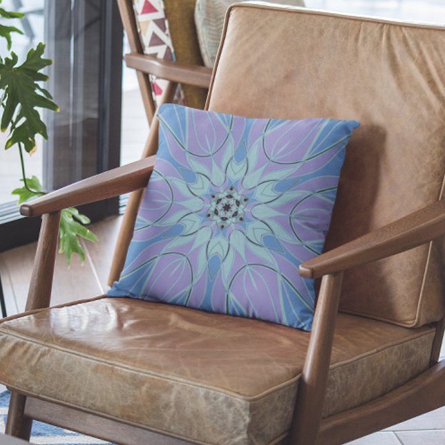 Cartoon Mandala Flower Blue en Paars Kussen (Creator heeft geüpload)
