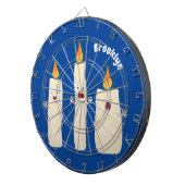 Cartoon met kutzend kaars dartbord (Voorkant Rechts)
