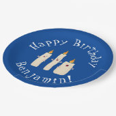 Cartoon met kutzend kaars papieren bordje (Gekanteld)