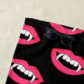 Cartoon Monster Vampire Lips sharp Teeth Fangs Strandlaken (In situ)
