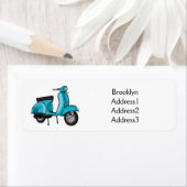 Cartoon motorfiets met motorbromfiets etiket (Insitu)