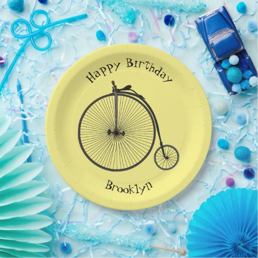 Cartoon op wiel met hoge wielaandrijving papieren bordje (Feest)