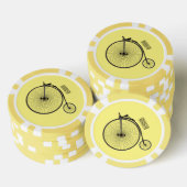 Cartoon op wiel met hoge wielaandrijving poker chips (Opstapeling)