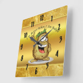 Cartoon personage aardappel met groen haar vierkante klok (Hoek)