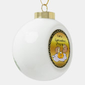 cartoon personage frituurde eicel met grote glimla keramische bal ornament (Links)