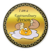 cartoon personage frituurde eicel met grote glimla keramische knop (Voorkant)