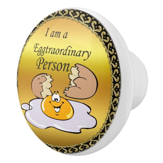 cartoon personage frituurde eicel met grote glimla keramische knop (Rechts)