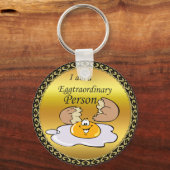cartoon personage frituurde eicel met grote glimla sleutelhanger (Voorkant)