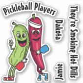 Cartoon Pickle en Pepper Hot Dill Pickleball Team Sticker (Voorkant)