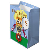 Cartoon Robot Bewerkbare Kinderverjaardag   Medium Cadeauzakje (Achterkant Gekanteld)