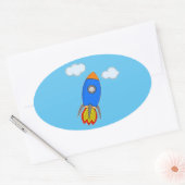 Cartoon ruimteraket in blauwe lucht ovale sticker (Envelop)
