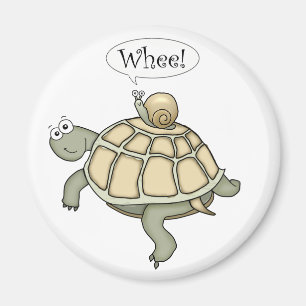 Cartoon schildpad en slak Wheel. Magnetcadeau. Magneet