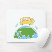 cartoon schoolbus op aarde - wereldbol.png muismat (Met muis)