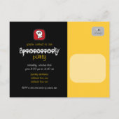 Cartoon Skulls & Botten Pattern Halloween Party Uitnodiging Briefkaart (Achterkant)