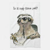 Cartoon Sloth Nap Time Theedoek (Verticaal)