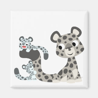 Cartoon Snow Leopard en Cubs Magnet