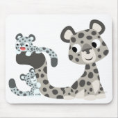 Cartoon Snow Leopard en Cubs Mousepad Muismat (Voorkant)