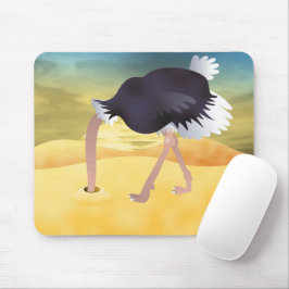 Cartoon struisvogels met kop in zand muismat