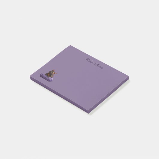 Cartoon Tortoiseshell Kitten op Paarse Kussen Post-it® Notes (Schuin)