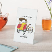 Cartoon van pedicab rickshaw reclamebord met voetstuk (Insitu)