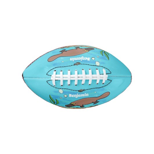 Cartoon voor het zwemmen van cute platypus american football (Voorkant)