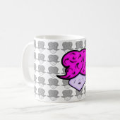 Cartoon vrouw met schoonheidsmerk en pet v1.1 koffiemok (Voorkant links)