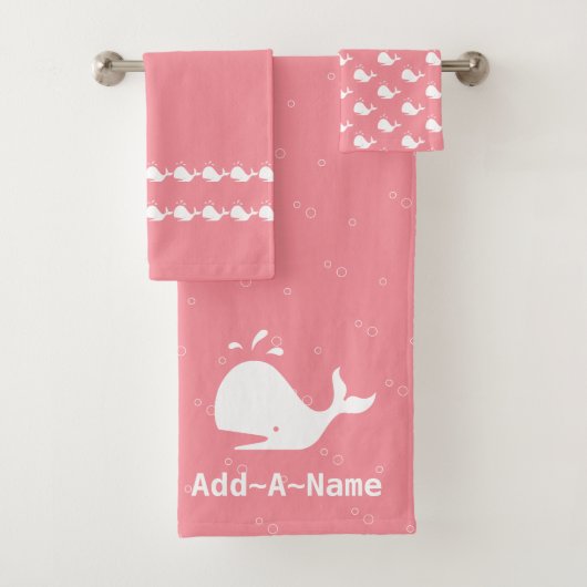 Cartoon Whale Raspberry Sorbet A jouw naam Bad Handdoek (Insitu)