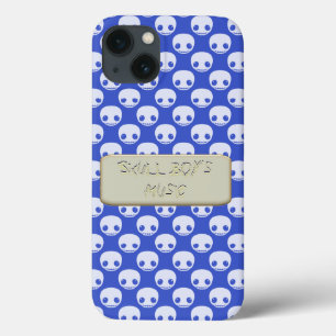 Cartoon White Skulls op Blue Scratched Text Effect iPhone 13 Hoesje