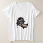 Cartoon wolf met dynamiet op zijn Duitse helm Grote Maat T-shirt (Design voorkant)