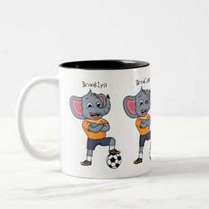 Cartoontekening van een olifant voetballer tweekleurige koffiemok