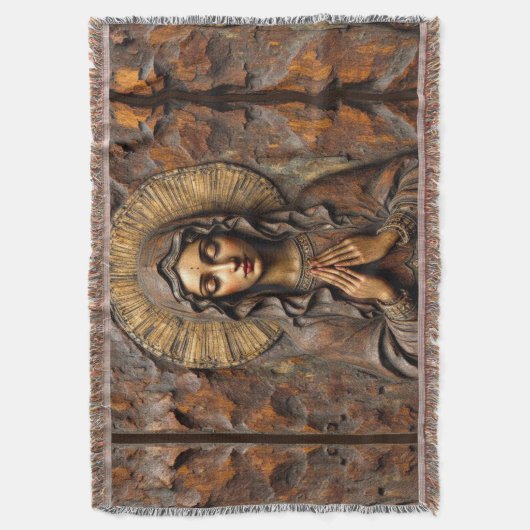 Carved Devotion  Wooden Mary Deken (Voorkant Verticaal)