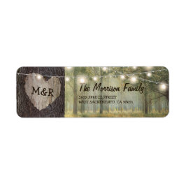 Carved Heart Tree Wedding | Rustige String Lights Etiket