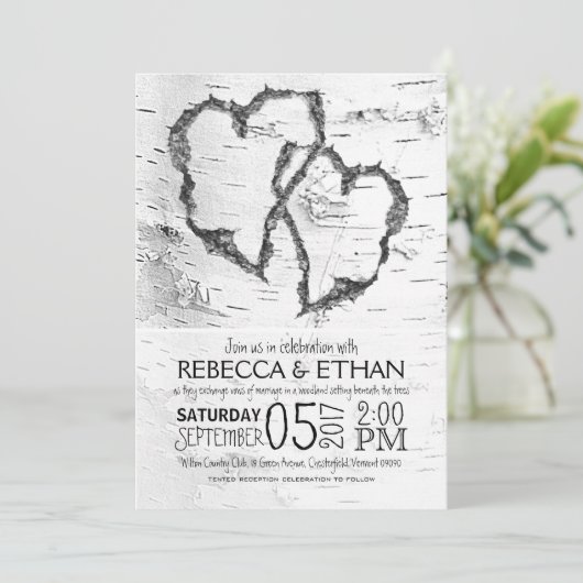 Carved Hearts White Birch Typography Wedding Kaart (Staand voorkant)