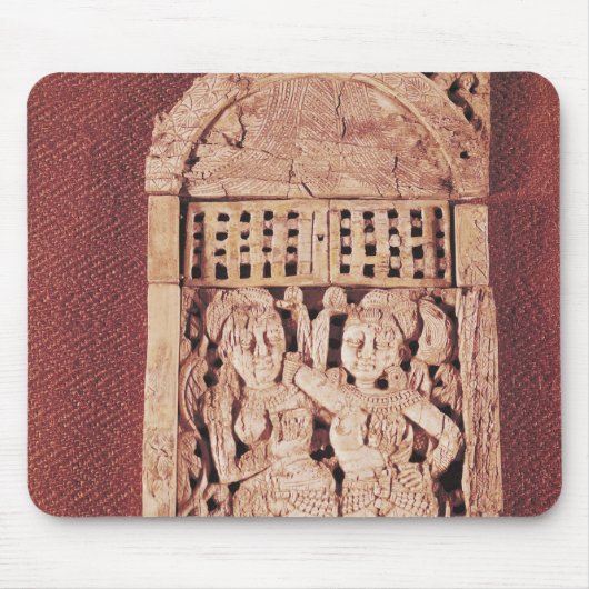 Carved Indian plaque Muismat (Voorkant)