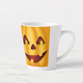Carved pomkin glimlachend Halloween design Latte Mok (Rechts)