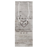 Carved Sweethearts Rustic Birch Cheers Wedding Wijn Cadeautas (Achterkant)