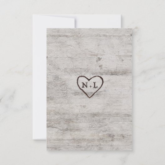 Carved Sweethearts Rustic Birch Wood Monogram Save The Date (Achterkant)