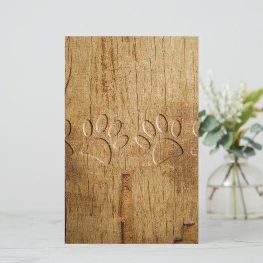 Carved Wood Dog Paw Print Briefpapier (Staand voorkant)