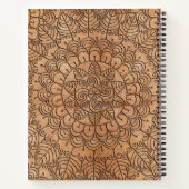 Carved Wood Floral Circles Mandala Gepersonaliseer Notitieboek (Achterkant)