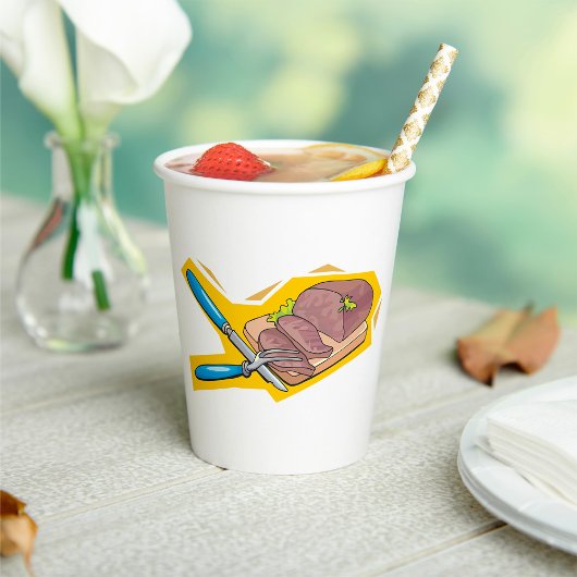 Carving Roast Beef with Fork and Knife Papieren Bekers