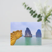 Carving van Dragon, op boog van boot, met Briefkaart (Staand voorkant)