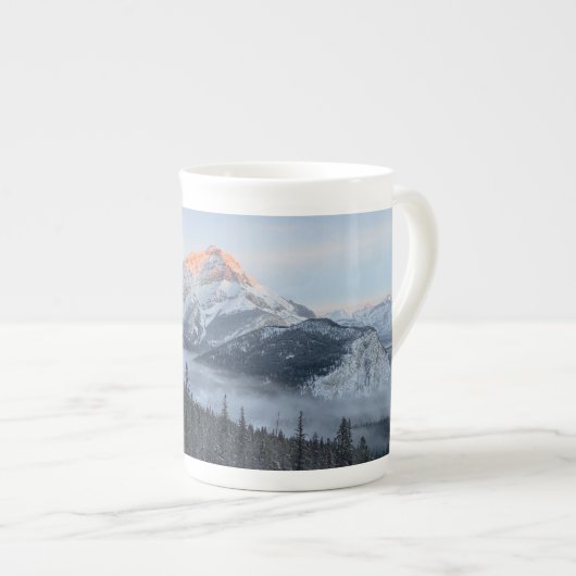 Cascade Mountain Bone China Mok (Voorkant rechts)
